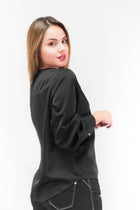 Blusa Con Apertura Negra